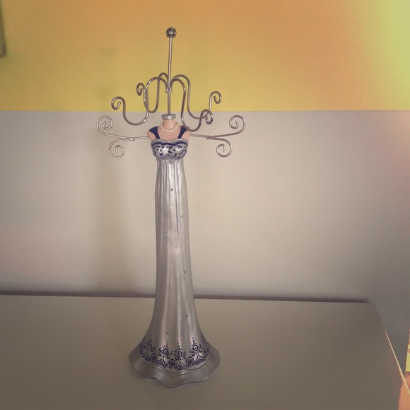 Tree Earring Stand - Picture 1 of 6